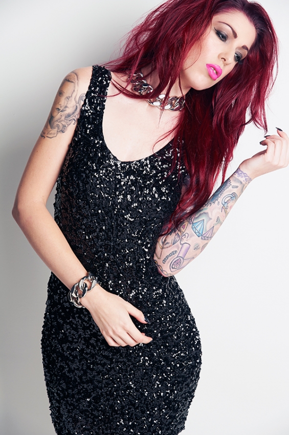 http://mattblackphoto.server101.com/files/gimgs/th-6_Ali02b.jpg