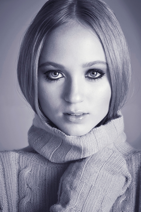 http://mattblackphoto.server101.com/files/gimgs/th-6_annie_2646.jpg